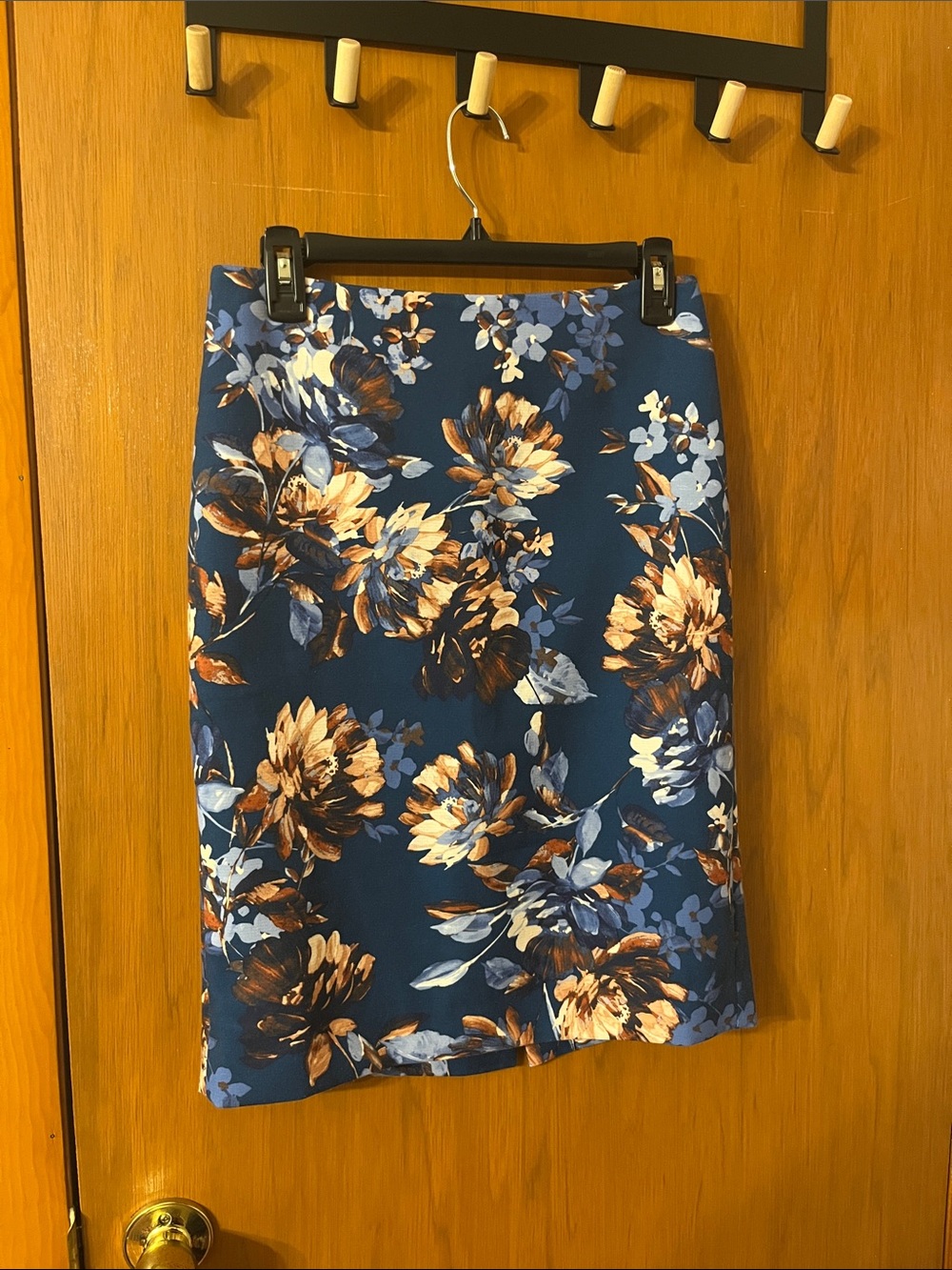 Talbots Floral Painterly Pencil Skirt Blue, Brown & Tan